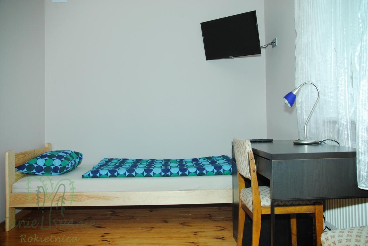 Taniespanie Rokietnica Rokietnica  Exteriör bild