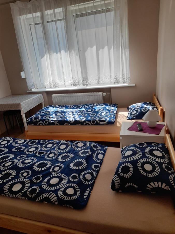 Taniespanie Rokietnica Rokietnica  Exteriör bild