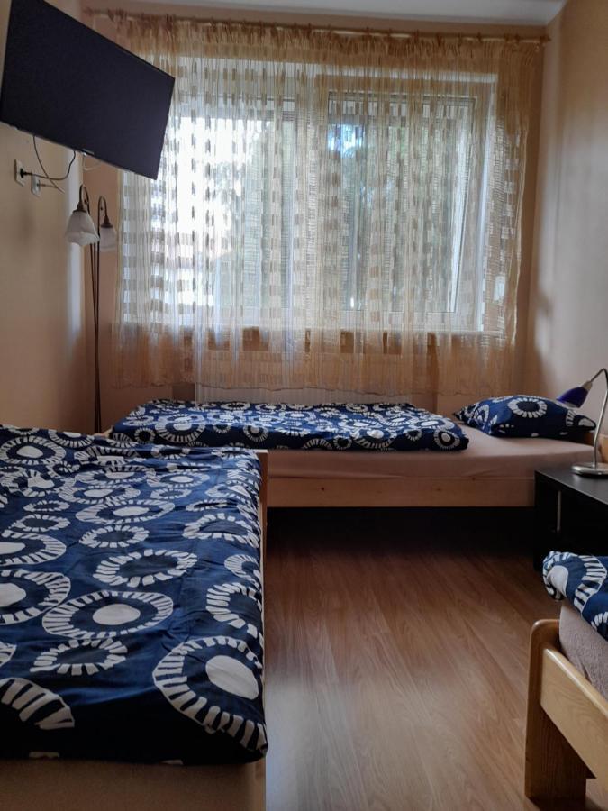 Taniespanie Rokietnica Rokietnica  Exteriör bild