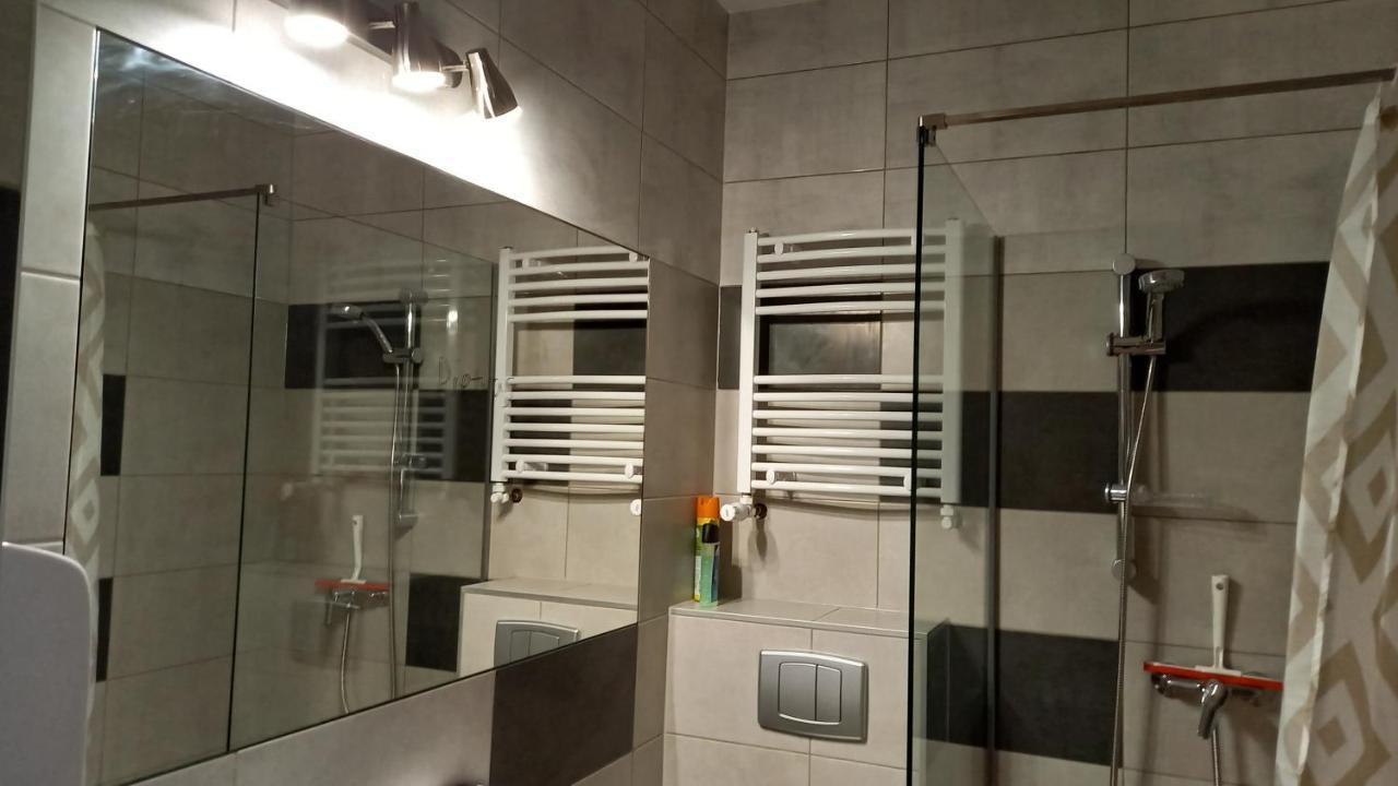 Taniespanie Rokietnica Rokietnica  Exteriör bild